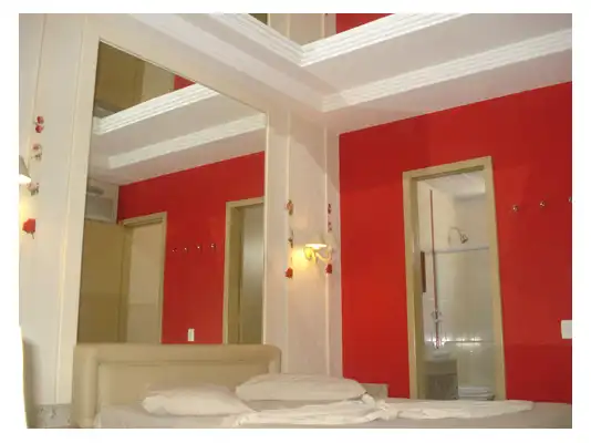 Contratar Pintor de Edifícios   no  Guaianazes