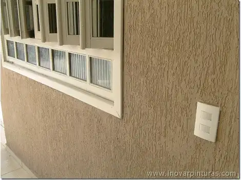 Aplicação de Grafiato na Paredes área de Serviços de apartamentos no Brás